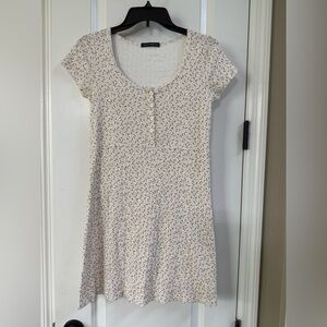 Brandy Melville rose flower print mini dress excellent condition cottage core
